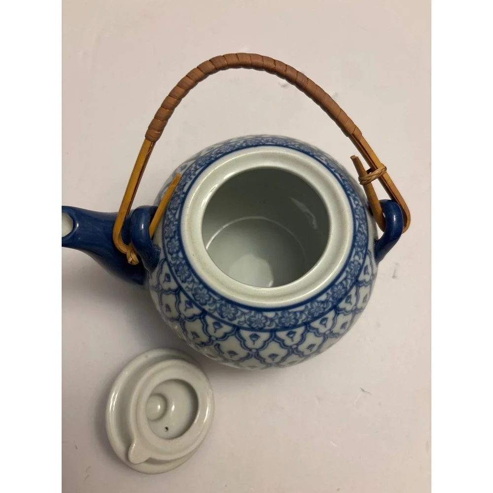 Nantucket‎ Blue White Ceramic Teapot Wicker Handle Decorative Asian Style